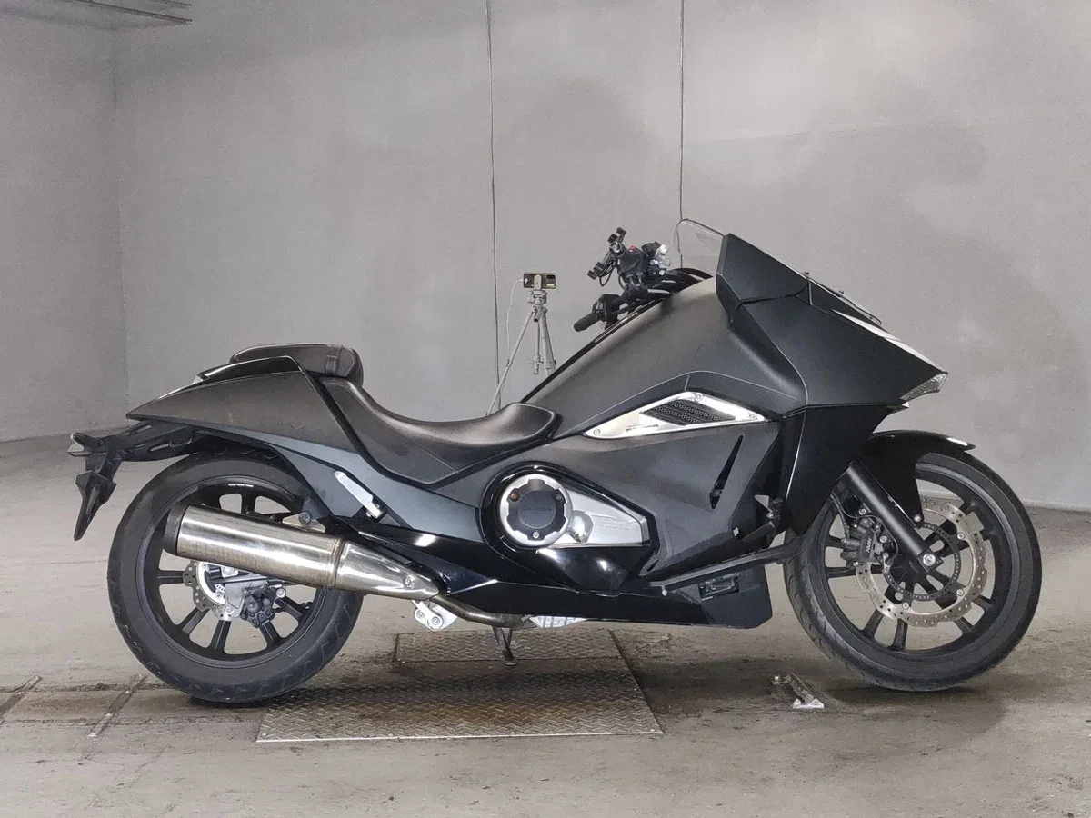 Honda NM4