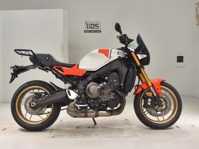 Yamaha XSR900