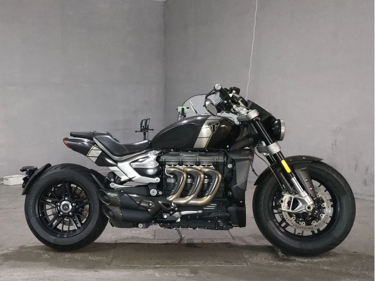 Triumph Rocket 3
