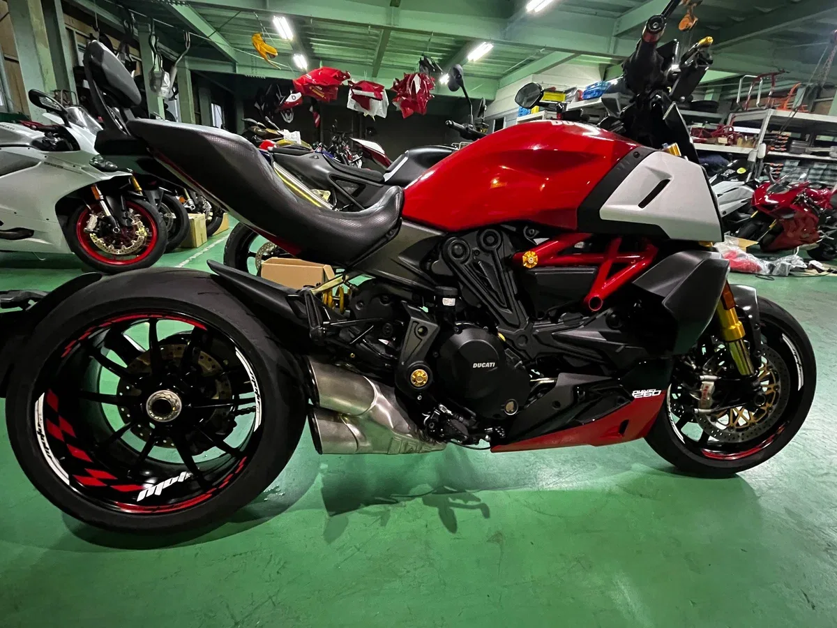 Ducati Diavel