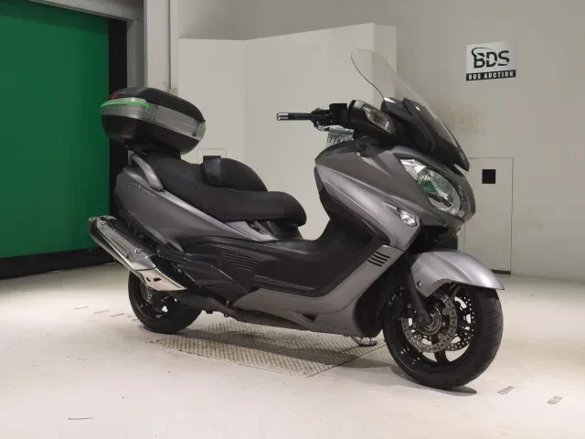Suzuki Burgman 650