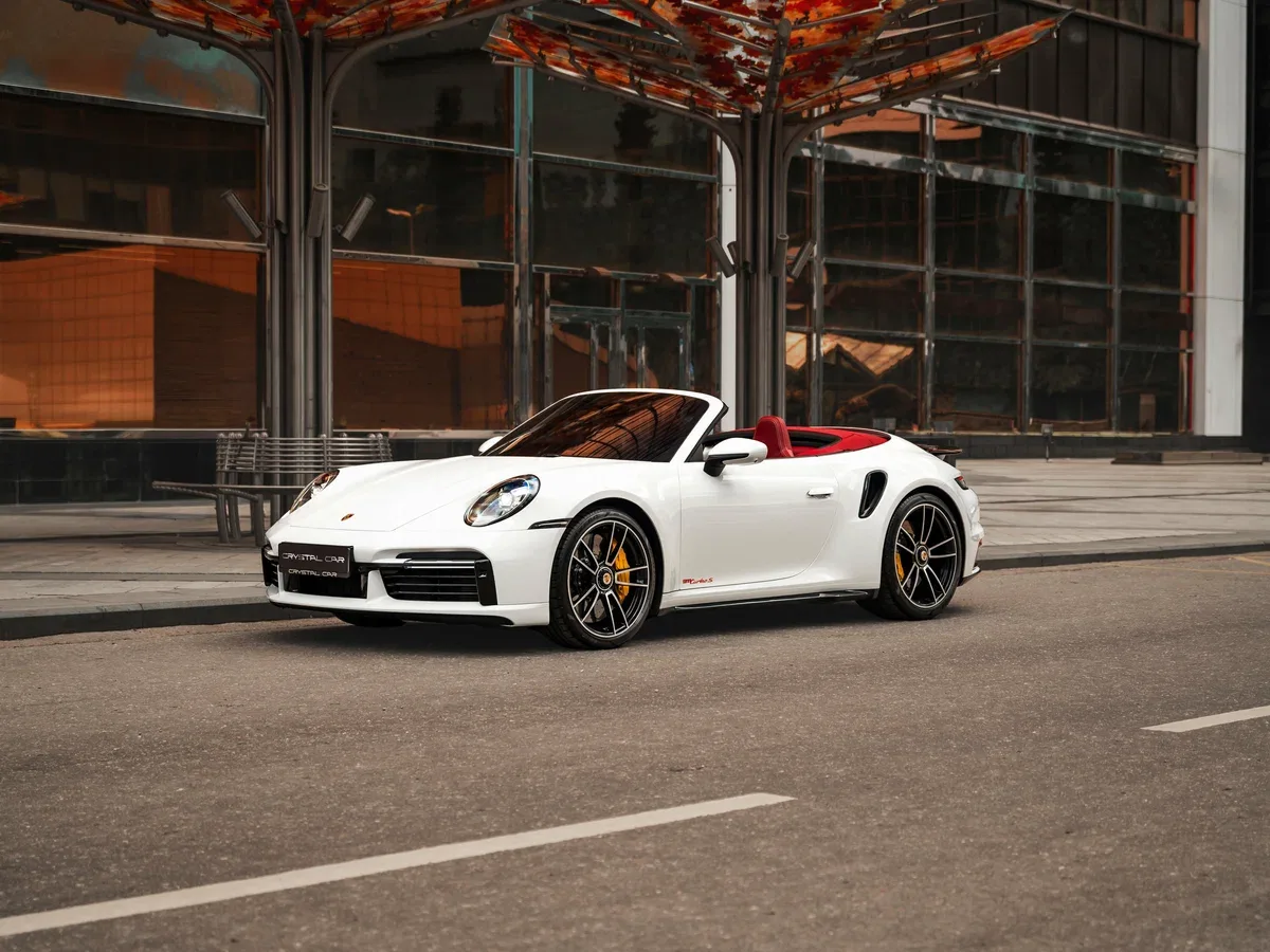 Porsche 911 VIII (992)