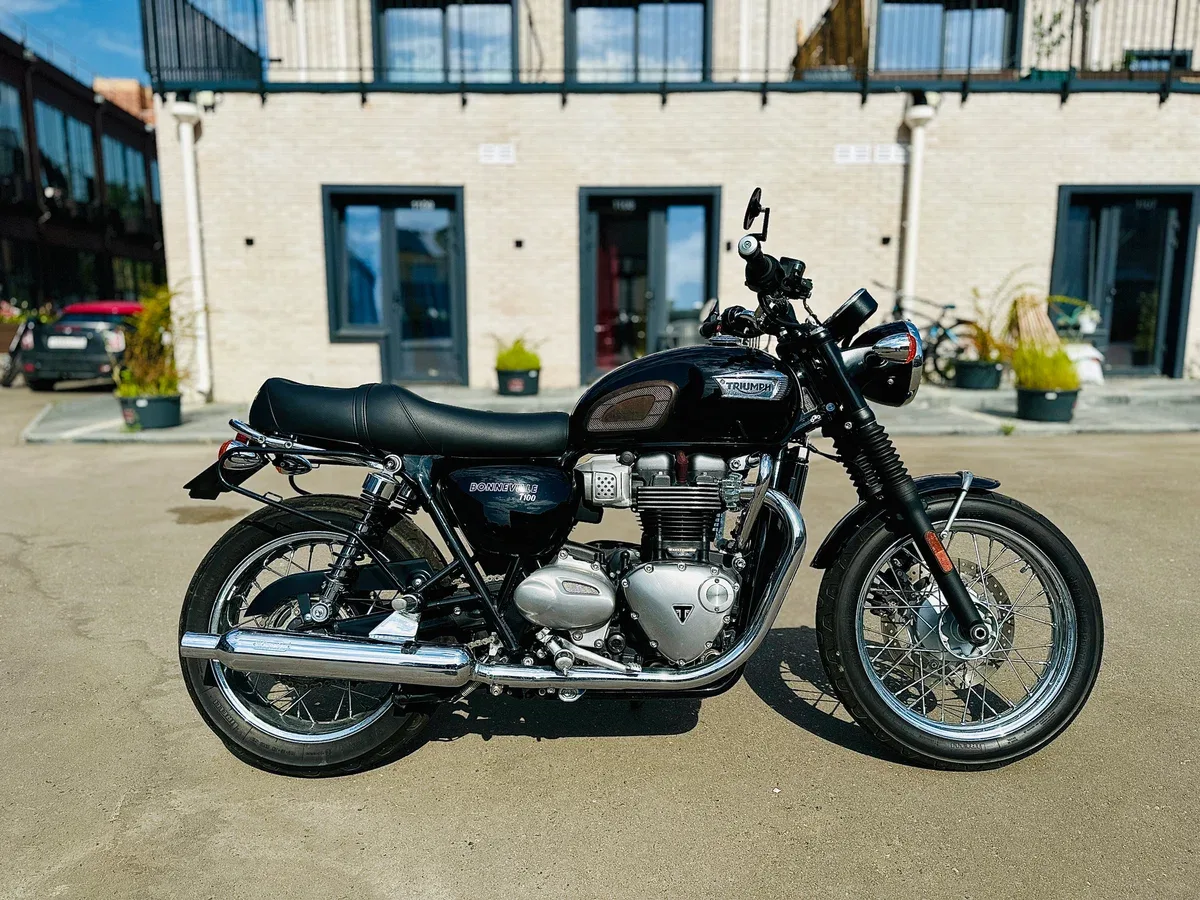 Triumph Bonneville T100
