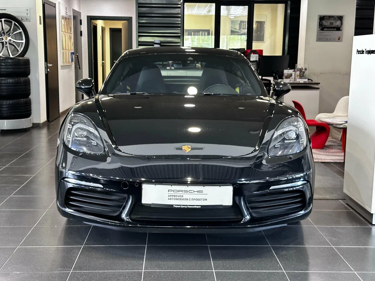 Porsche Cayman III 718 (982)