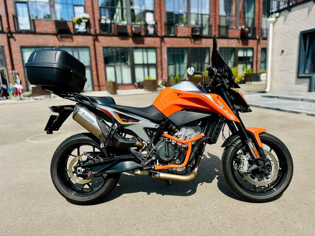 KTM AG 790 Duke