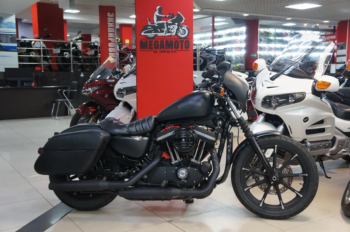 Harley-Davidson Sportster 883