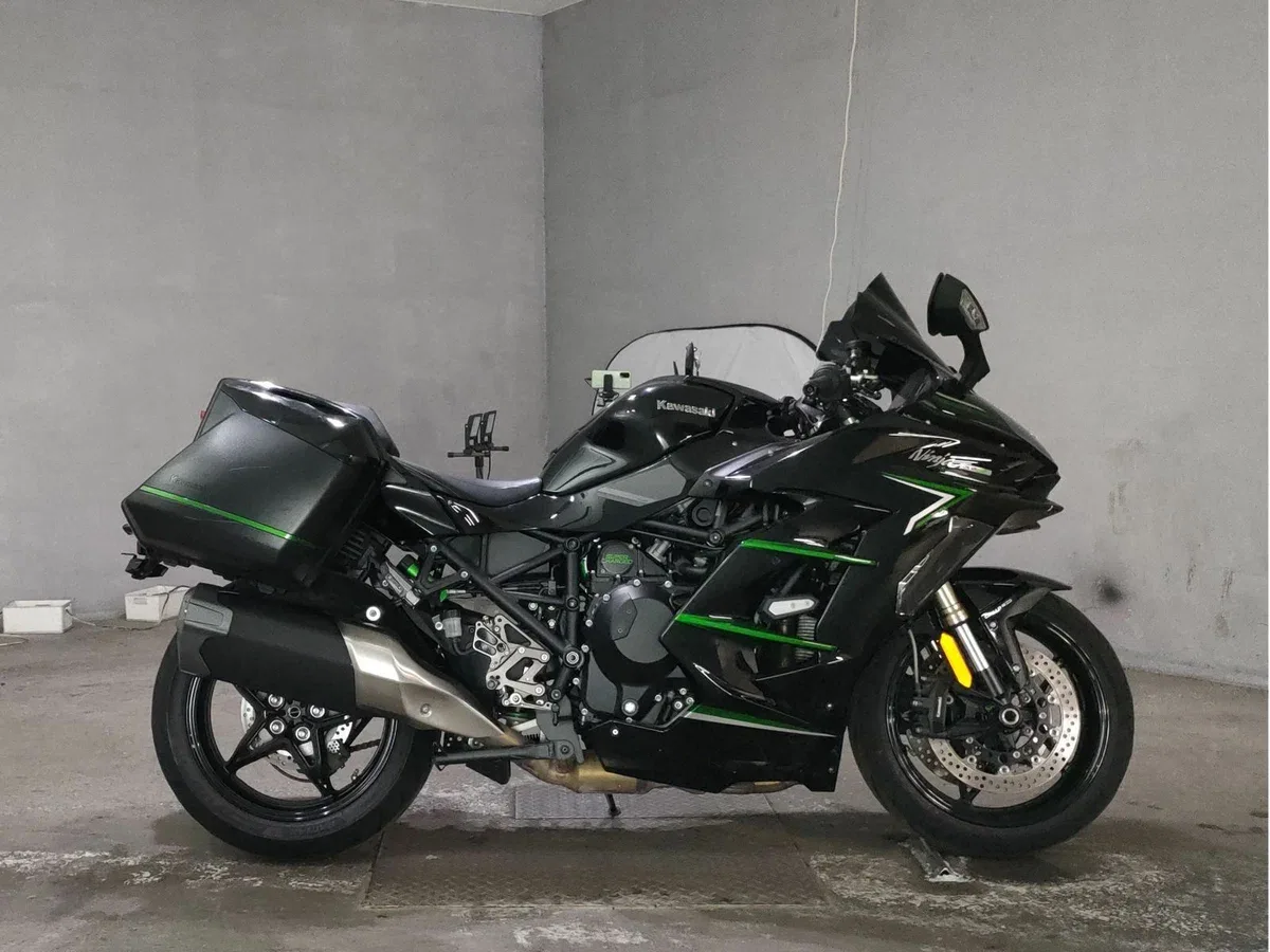 Kawasaki Ninja H2 SX