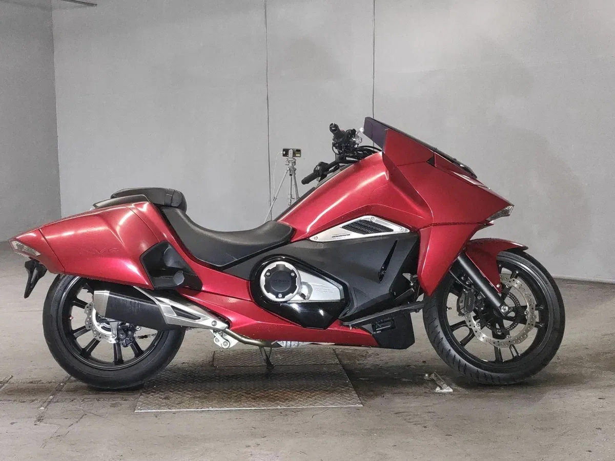 Honda NM4
