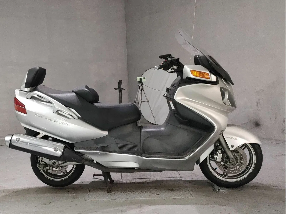 Suzuki Burgman 650