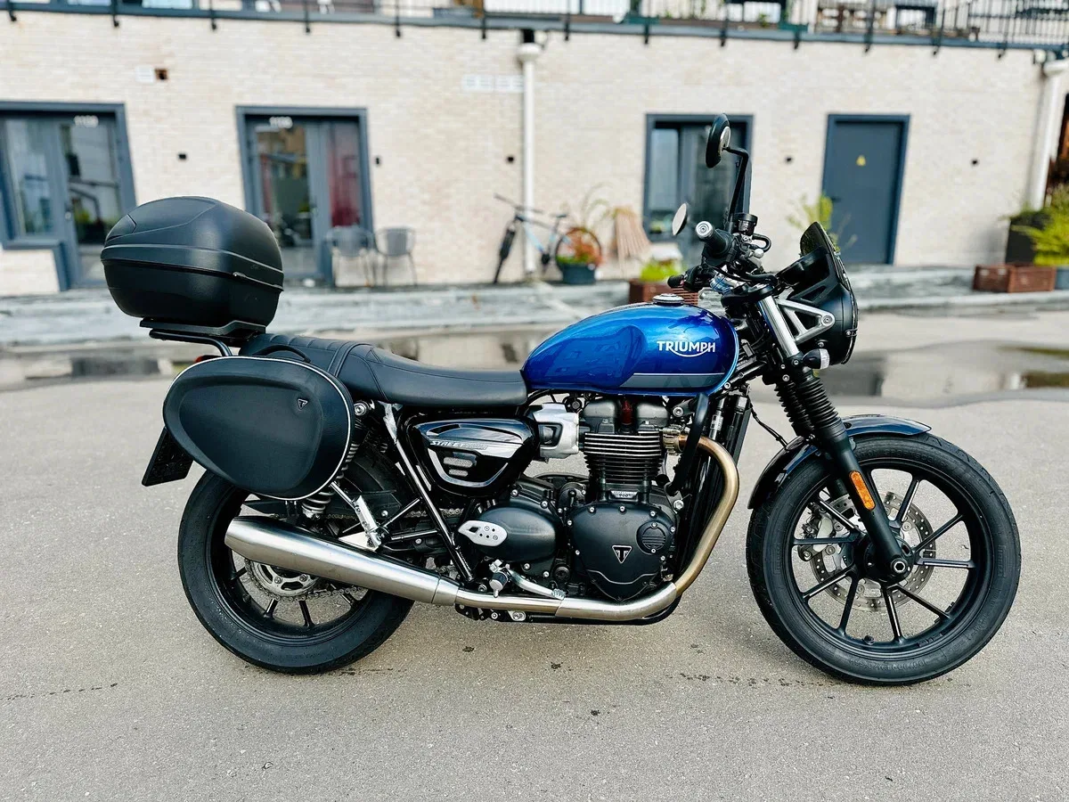 Triumph Street Twin