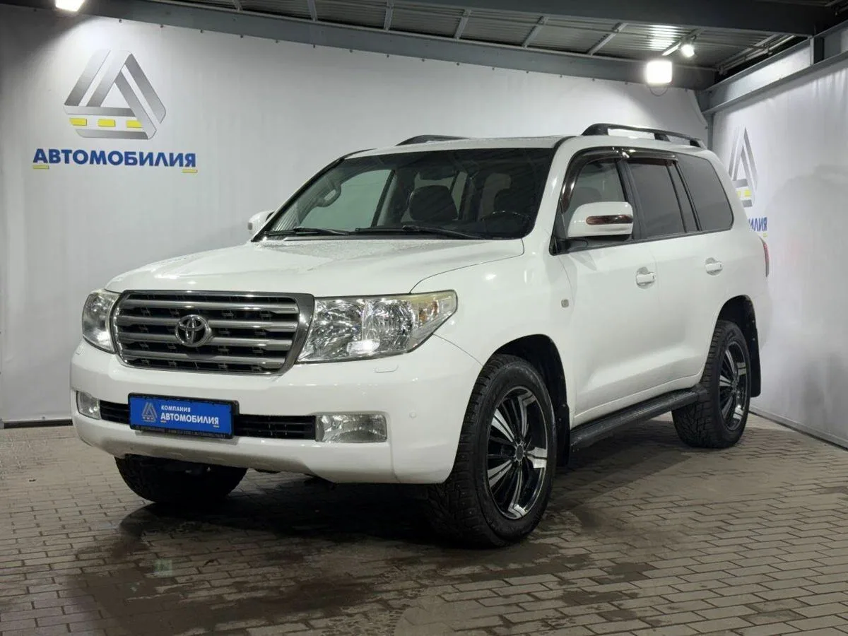 Toyota Land Cruiser 200 Series