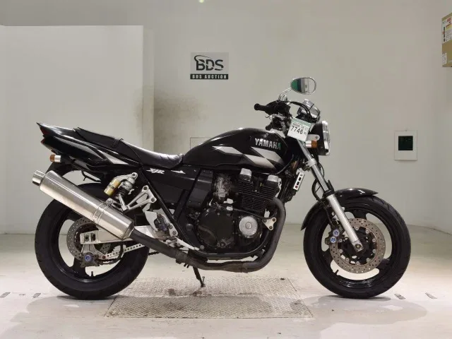 Yamaha XJR400
