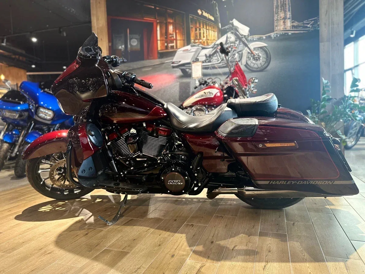 Harley-Davidson CVO Street Glide