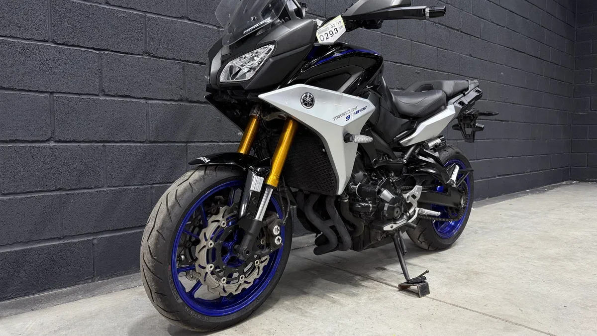 Yamaha MT-09 Tracer
