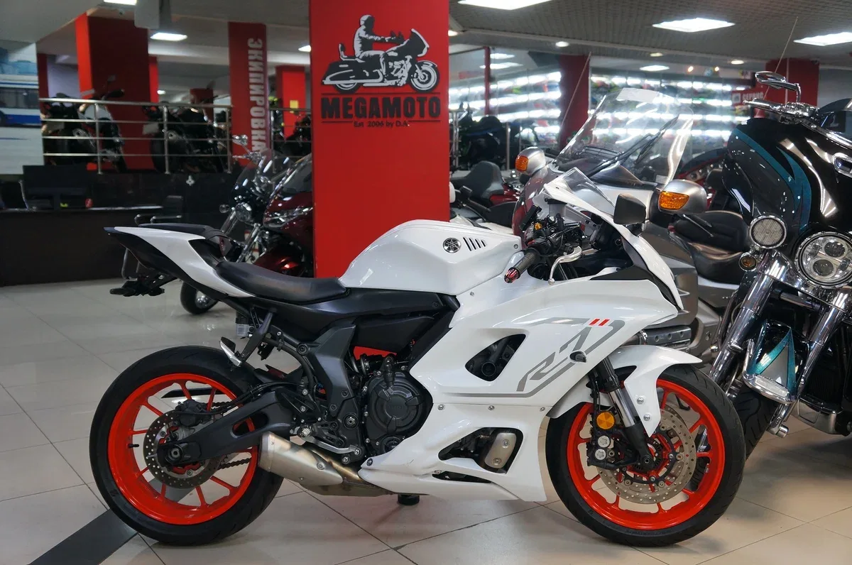 Yamaha YZF-R7