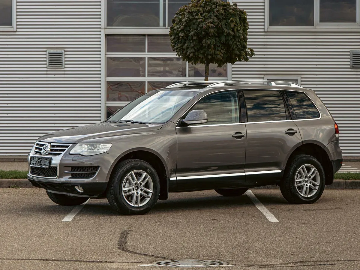 Volkswagen Touareg I Рестайлинг