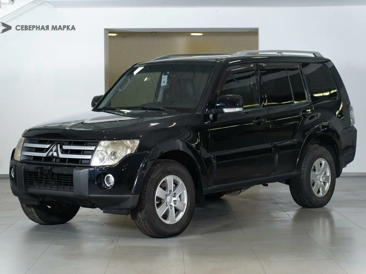 Mitsubishi Pajero IV