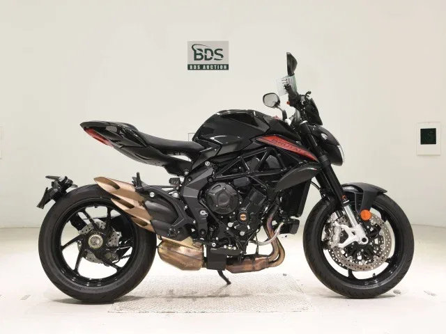 MV Agusta Brutale 800