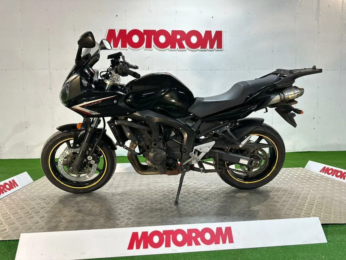 Yamaha FZ6