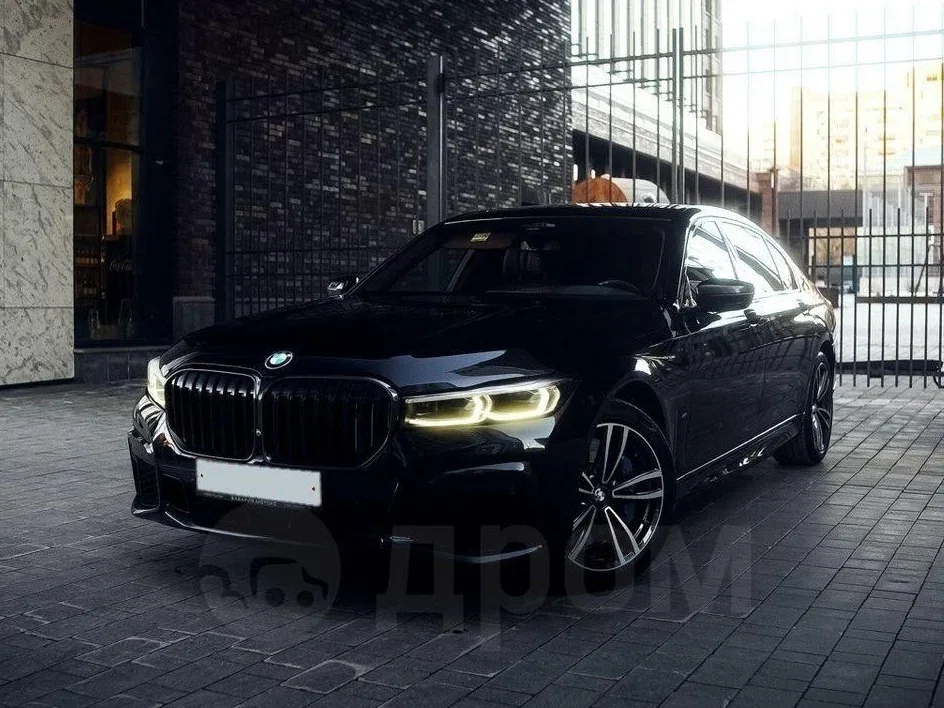 BMW 7 серии VI (G11/G12) Рестайлинг