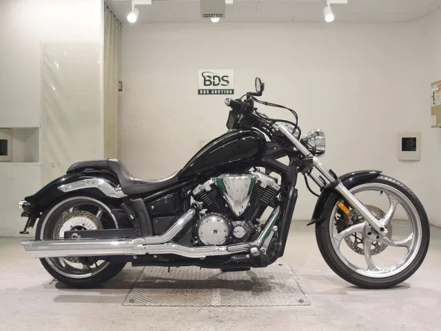 Yamaha XVS1300