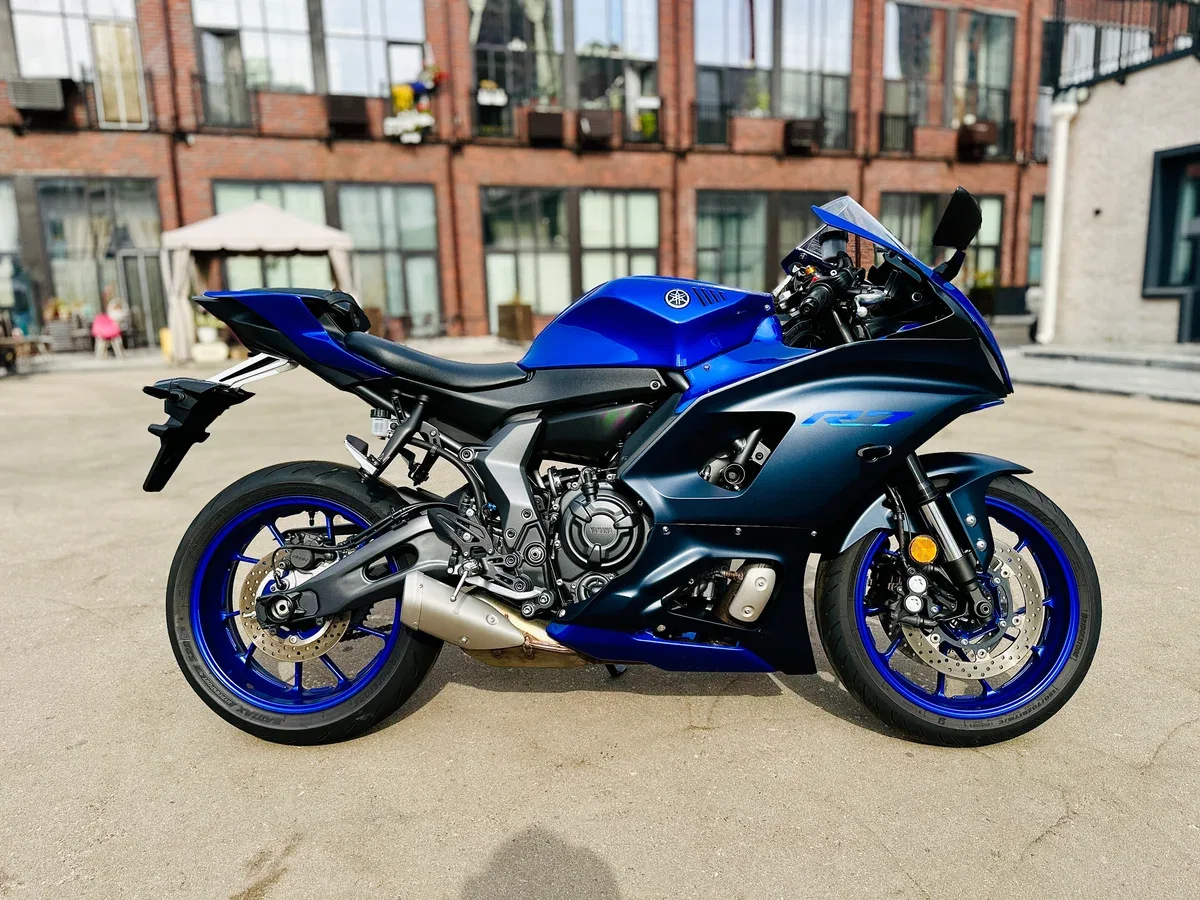 Yamaha YZF-R7