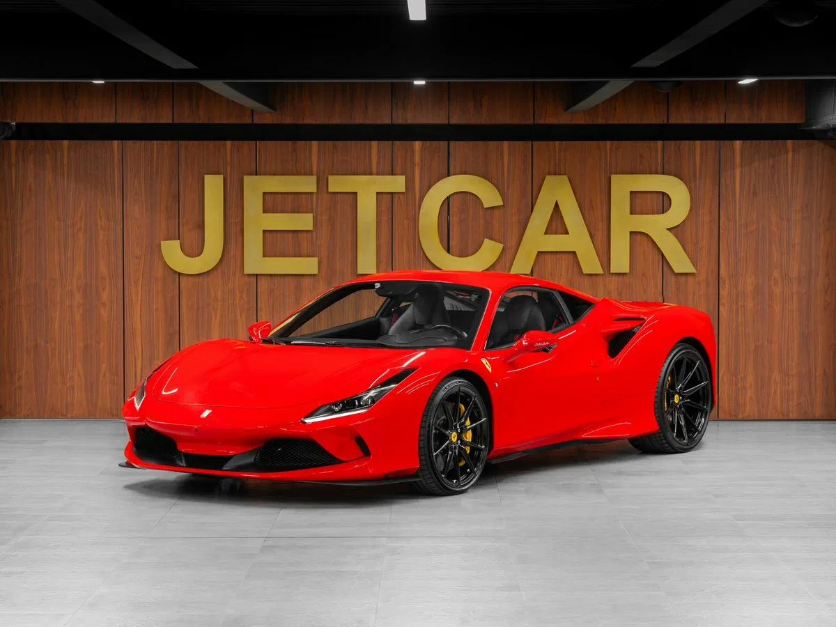 Ferrari F8