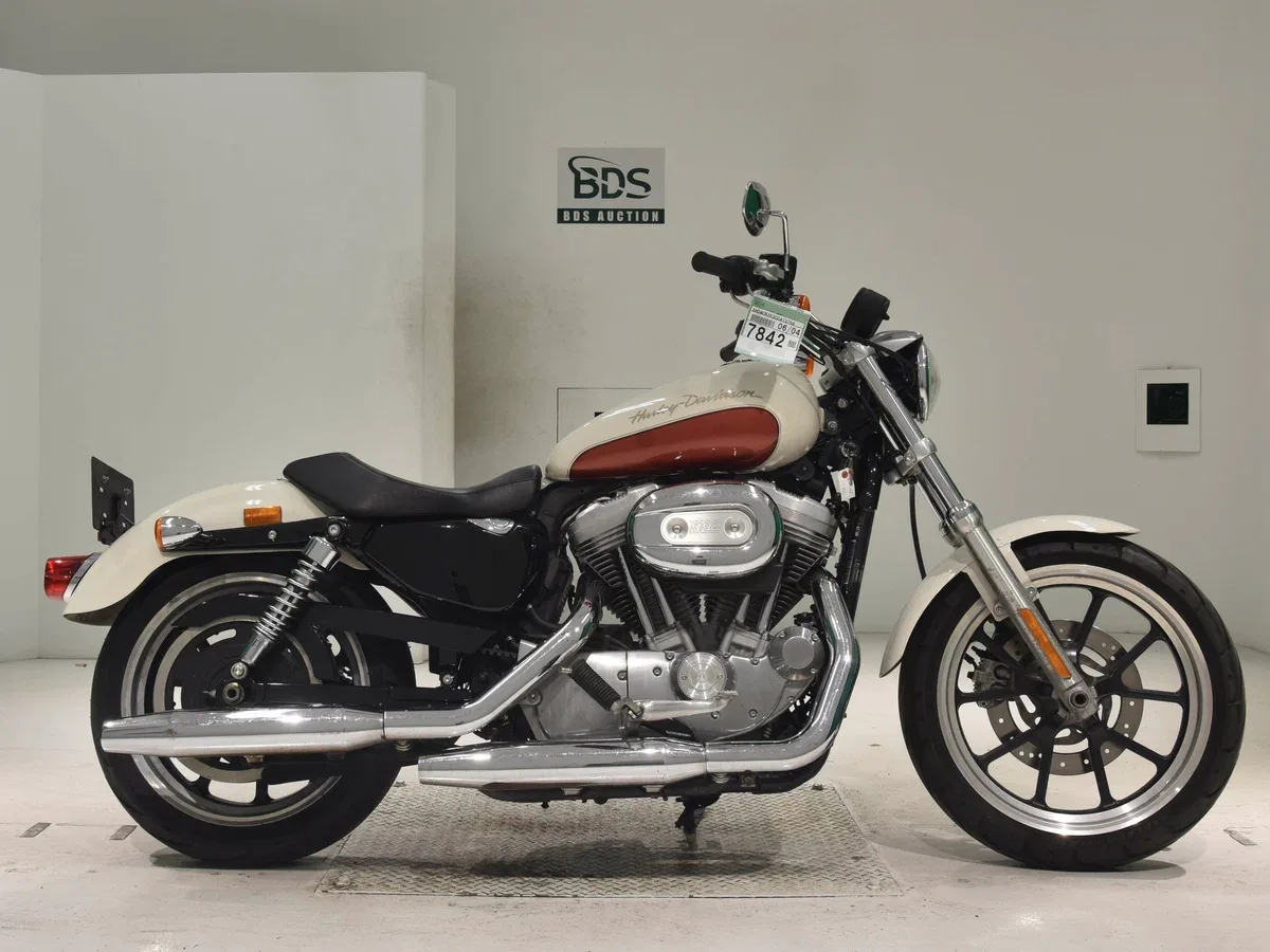 Harley-Davidson Sportster 883