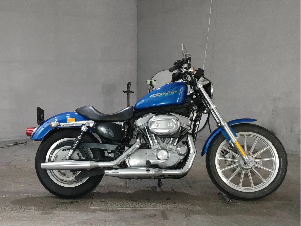 Harley-Davidson Sportster 883