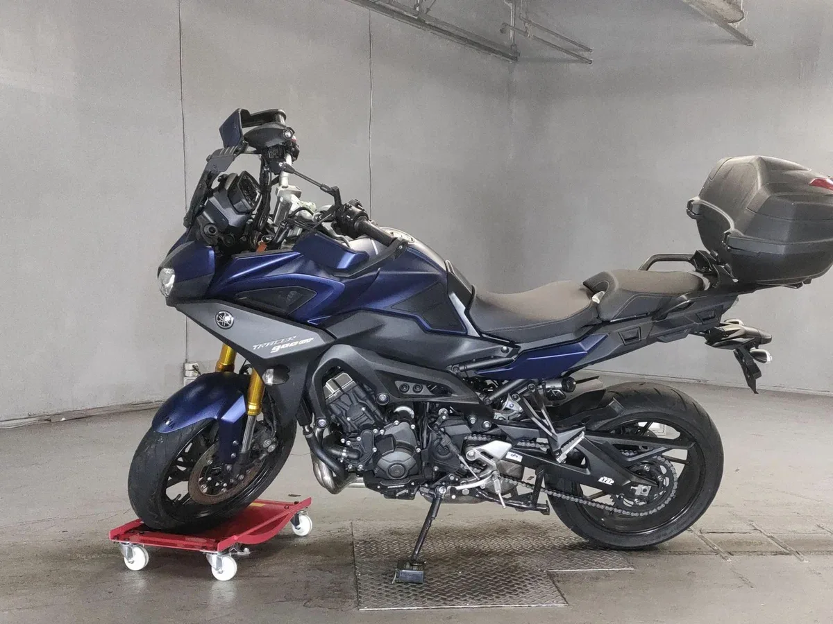Yamaha MT-09 Tracer