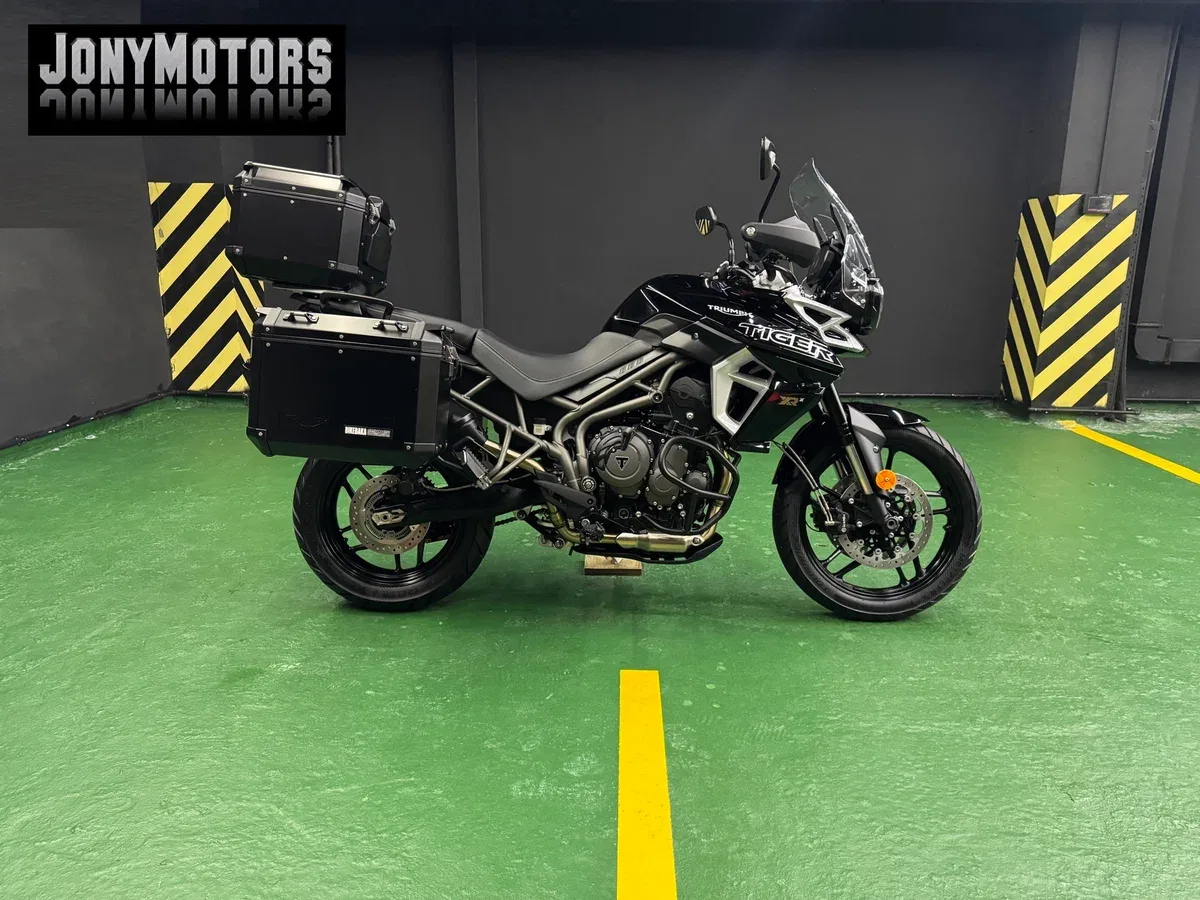 Triumph Tiger 800