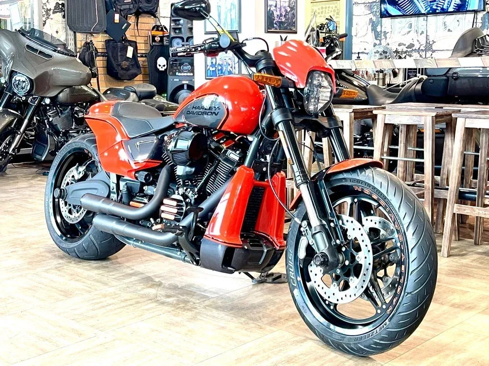 Harley-Davidson FXDR 114