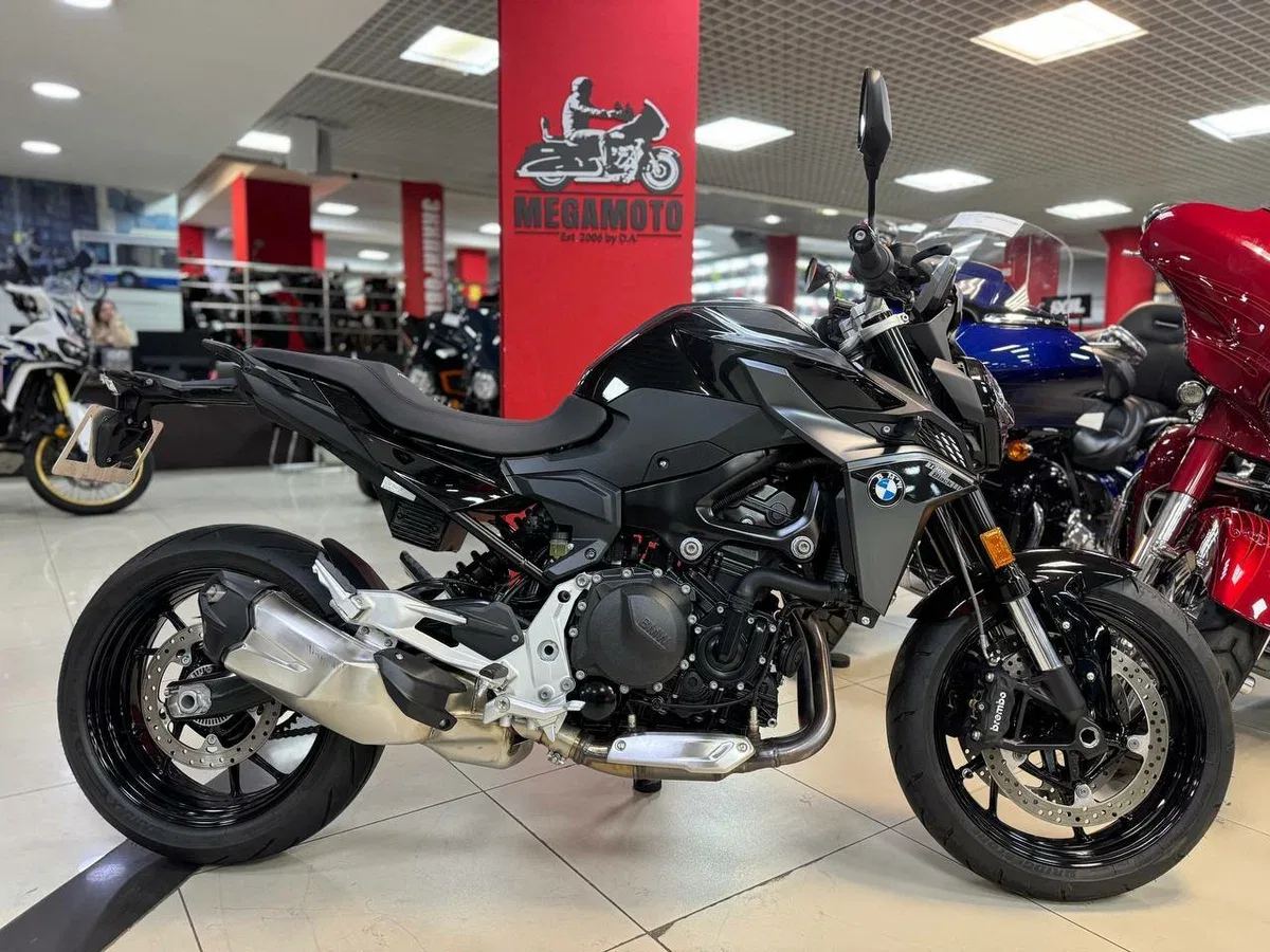 BMW F 900 R
