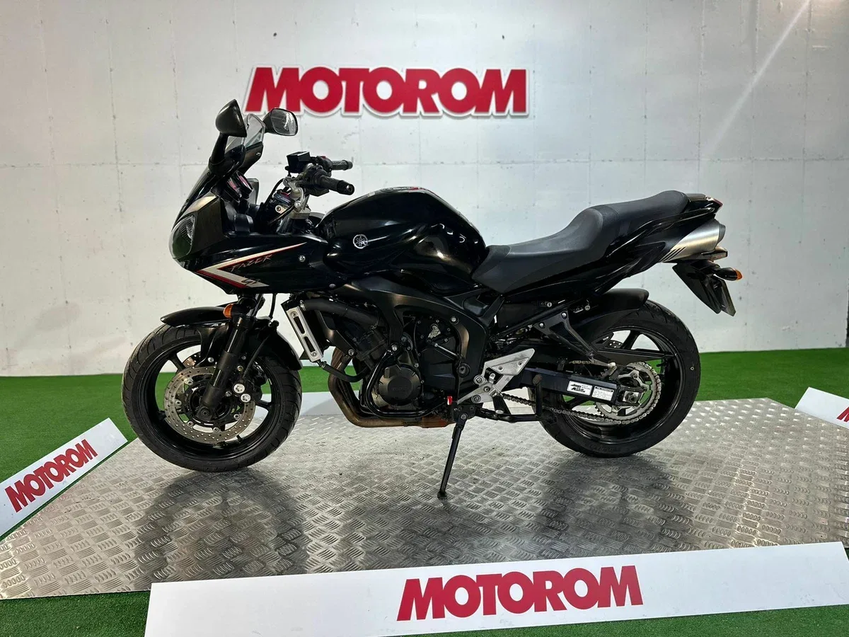 Yamaha FZ6