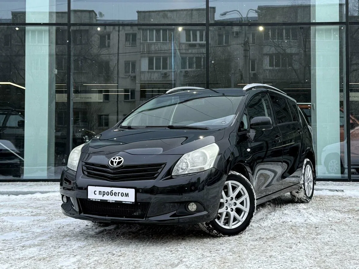 Toyota Verso I