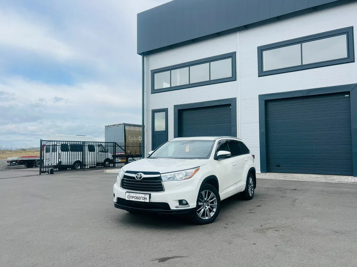 Toyota Highlander III (U50)