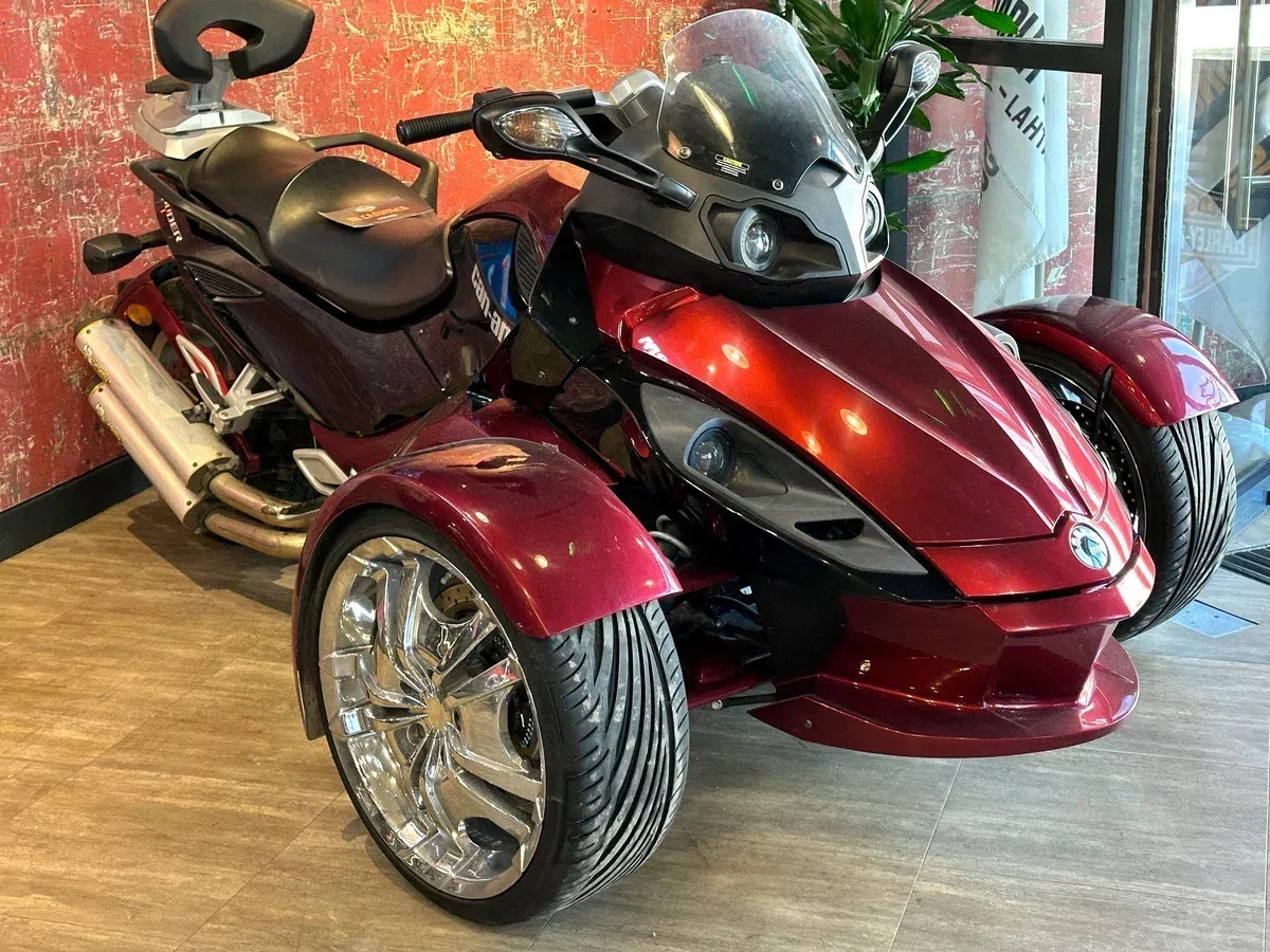 BRP Can-Am Spyder
