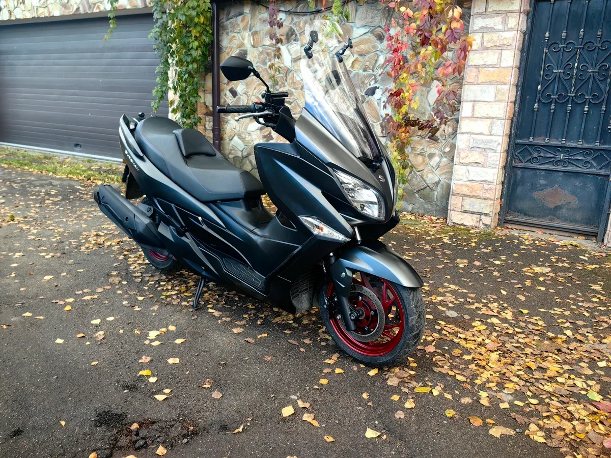 Suzuki Burgman 400