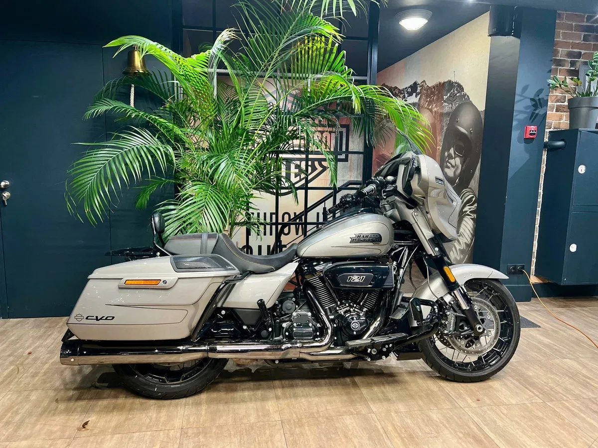 Harley-Davidson CVO Street Glide