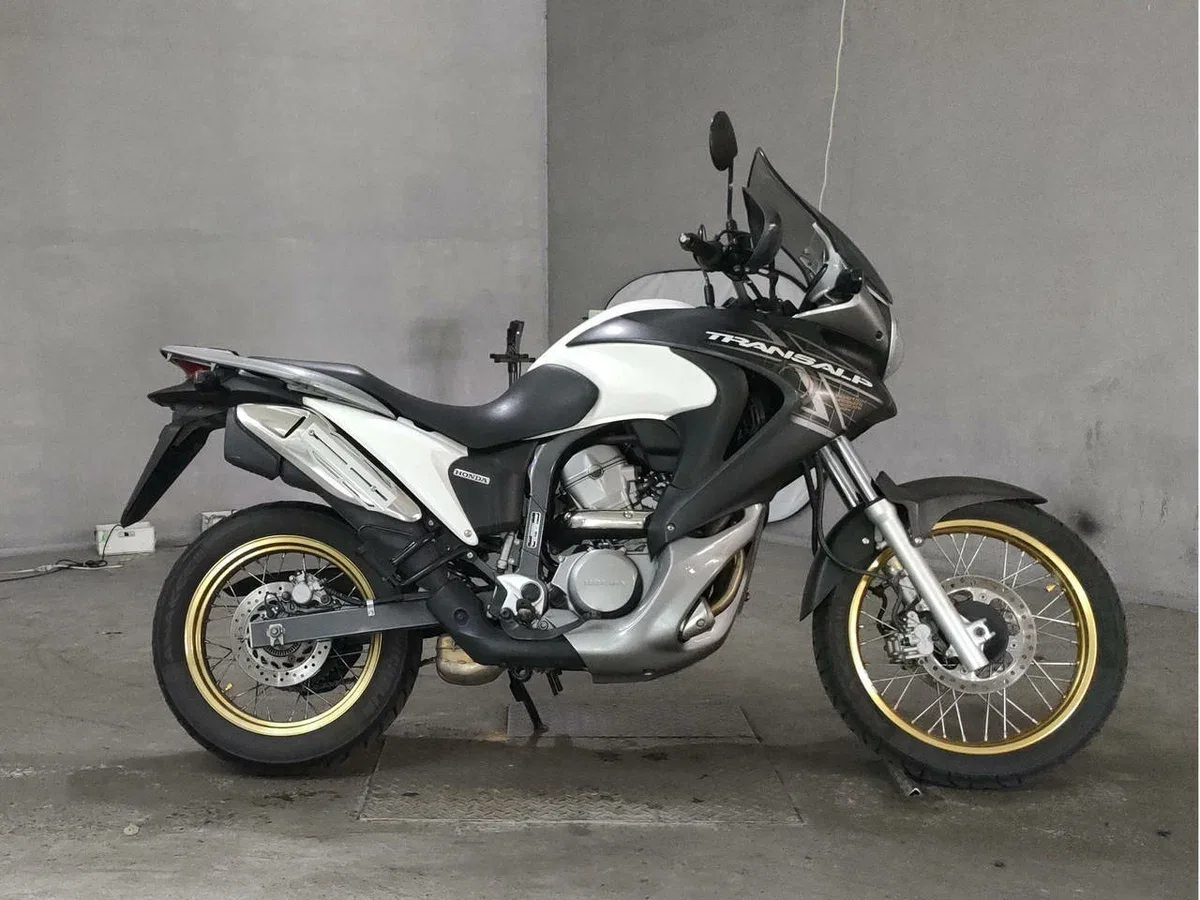 Honda XL700V Transalp
