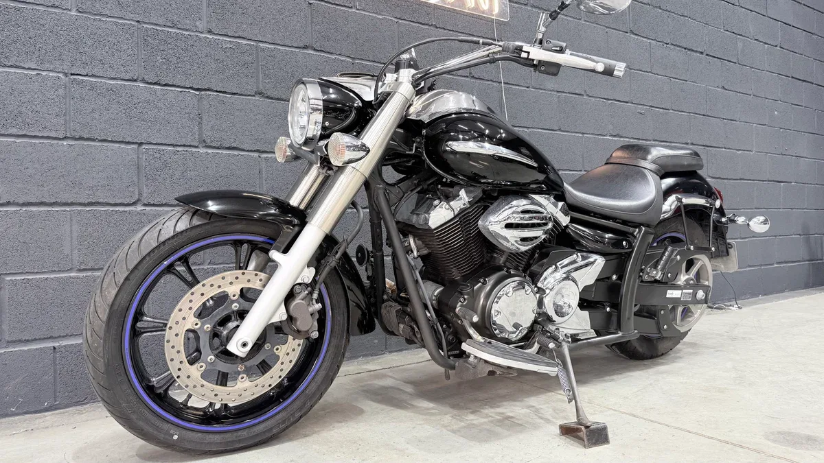 Yamaha XVS950