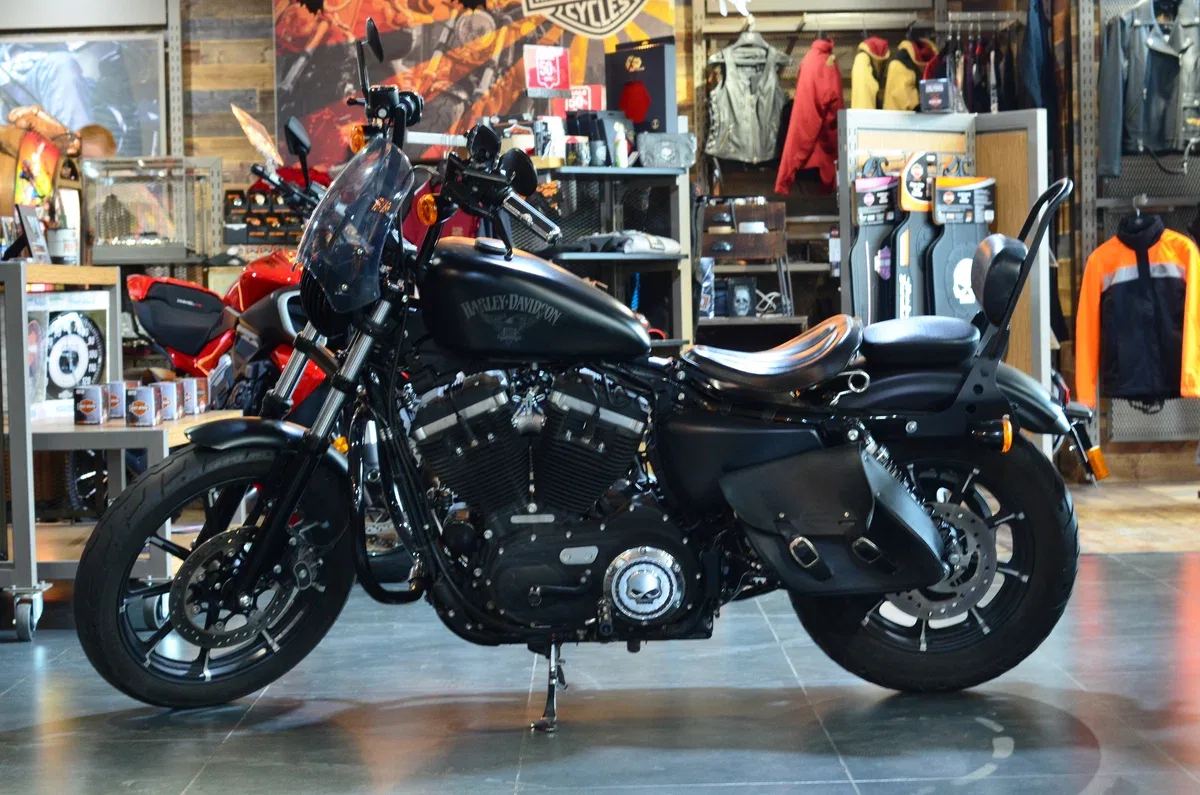 Harley-Davidson Sportster 883
