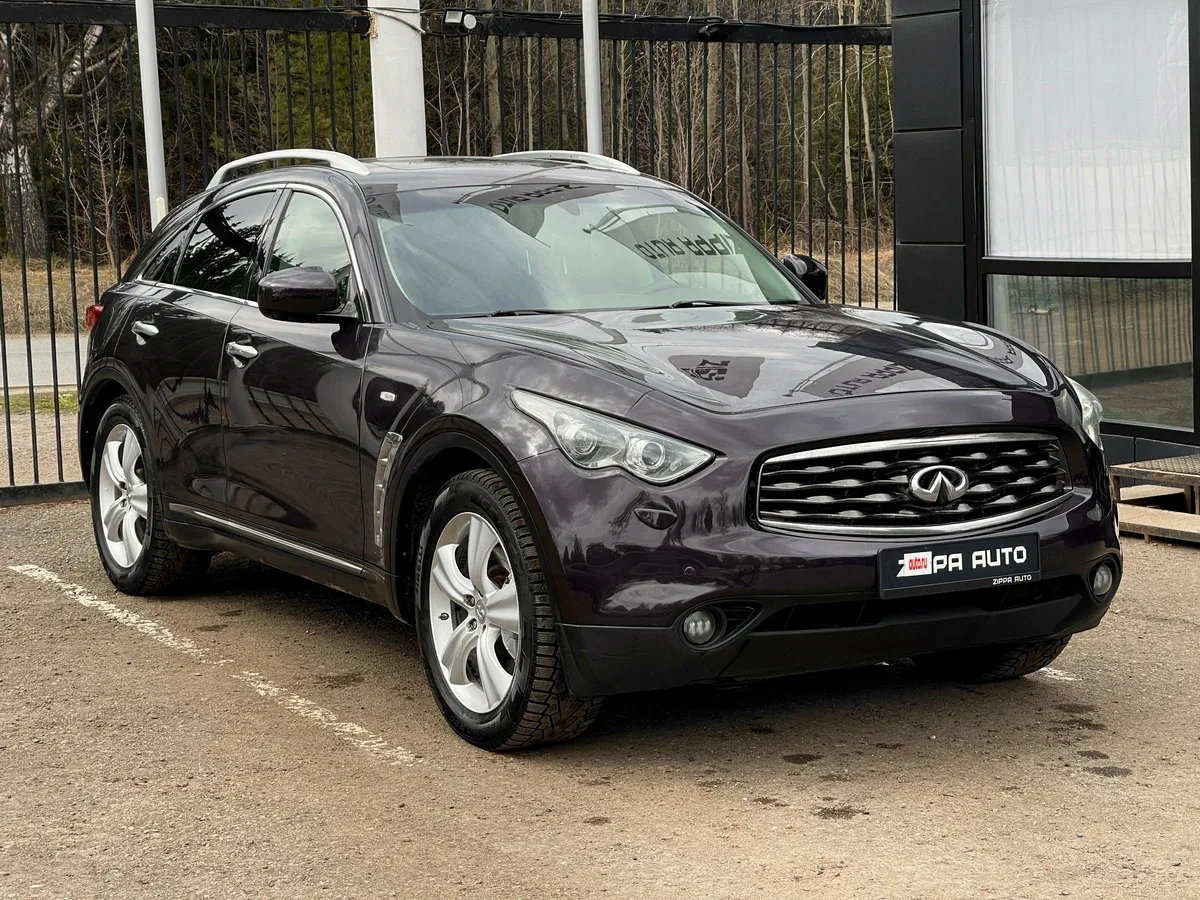 Infiniti FX II (S51)