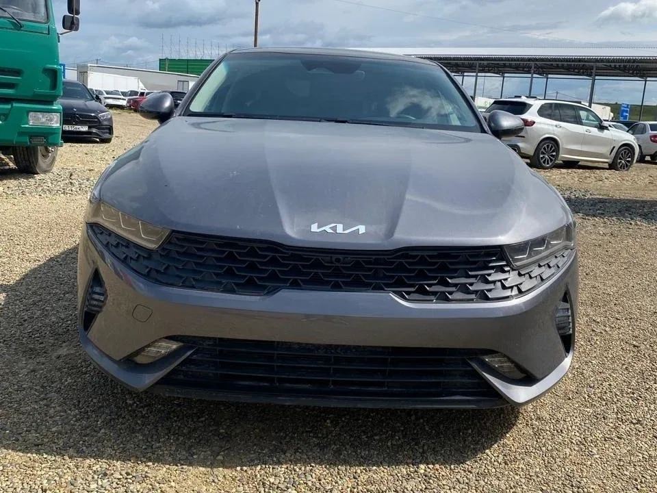 Kia K5 III