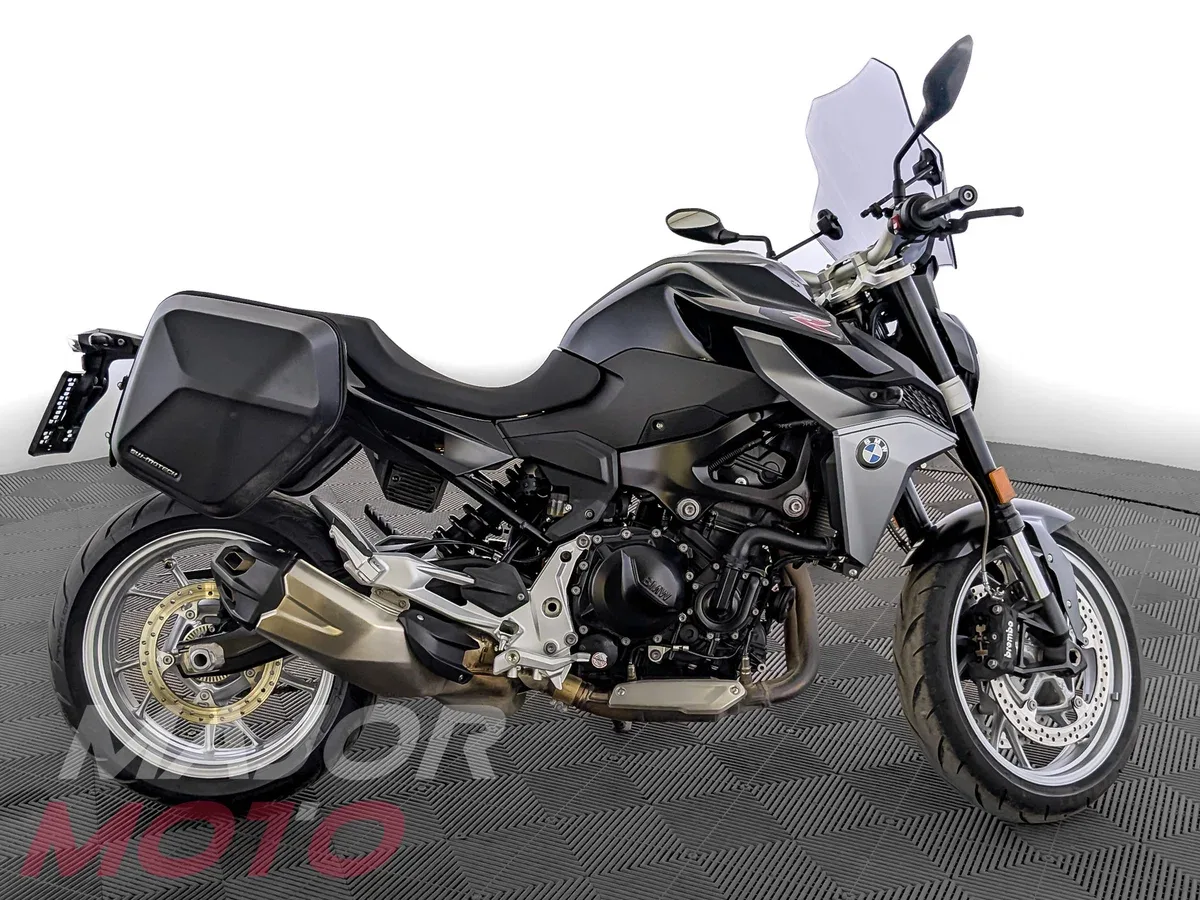 BMW F 900 R