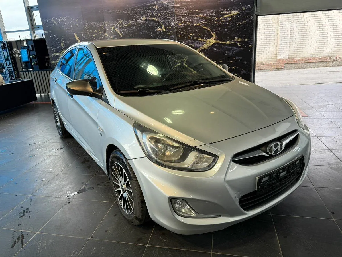 Hyundai Solaris I