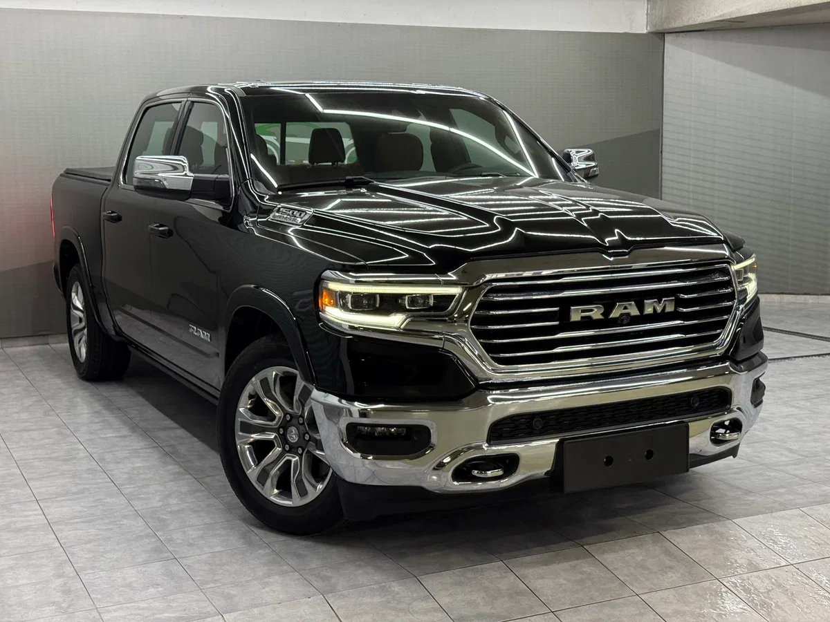 Ram 1500 V