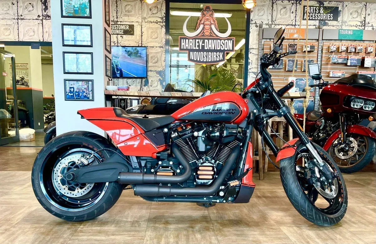 Harley-Davidson FXDR 114