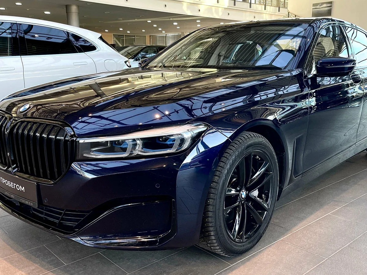 BMW 7 серии VI (G11/G12) Рестайлинг