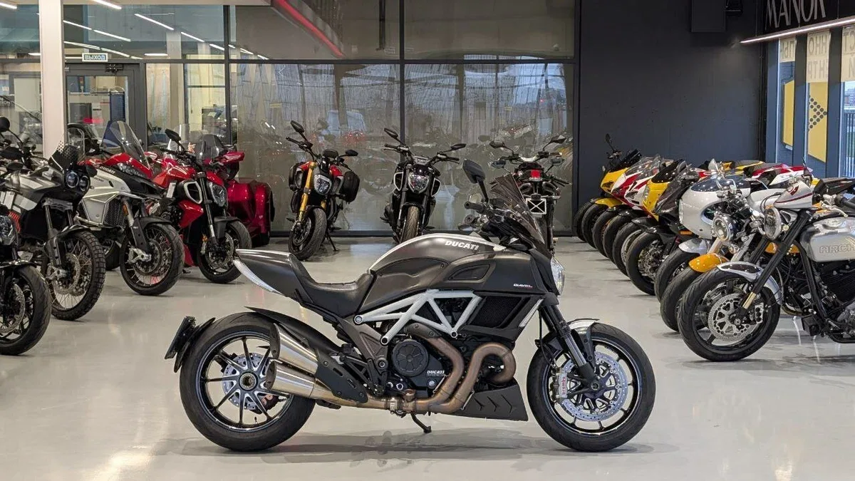 Ducati Diavel Carbon